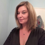 Tiffanny - Sextreffen in Fünfseen Profil von Tiffanny, 23 Jahre, Sextreffen in Fünfseen (Mecklenburg-Vorpommern)